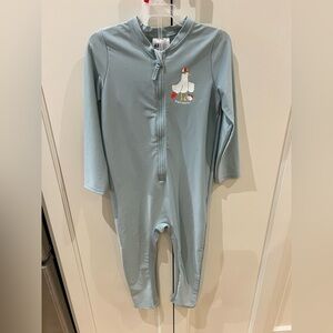 H&M Light Blue Kids rashguard with seagull Print 3-4t